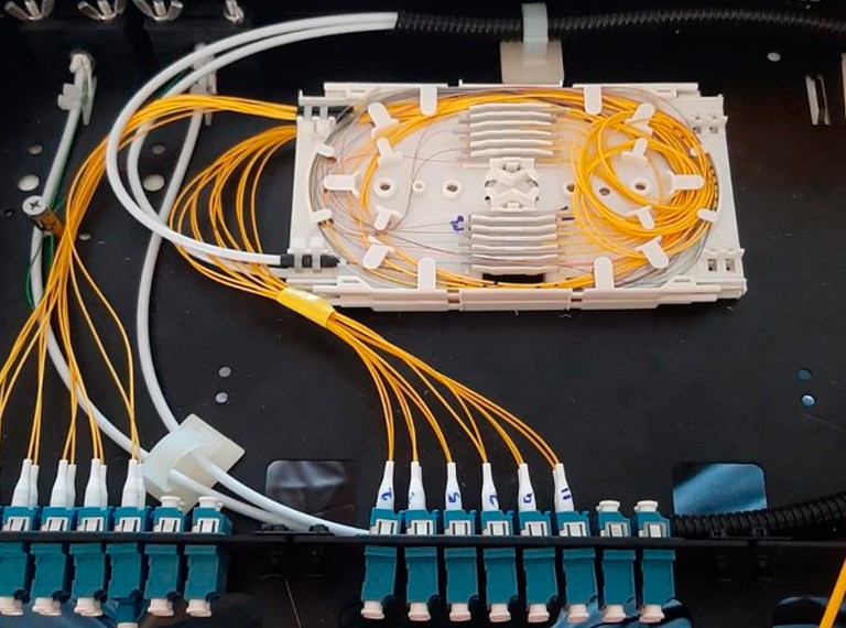 Instalación de fibra óptica en Planta Salar de Albemarle